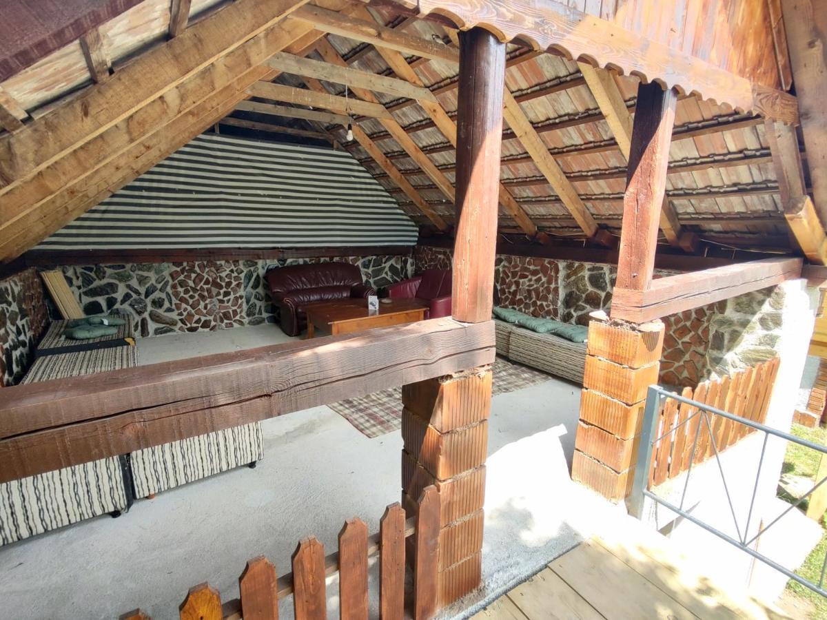 La Tataia Zahei Hotel Dragus Exterior photo
