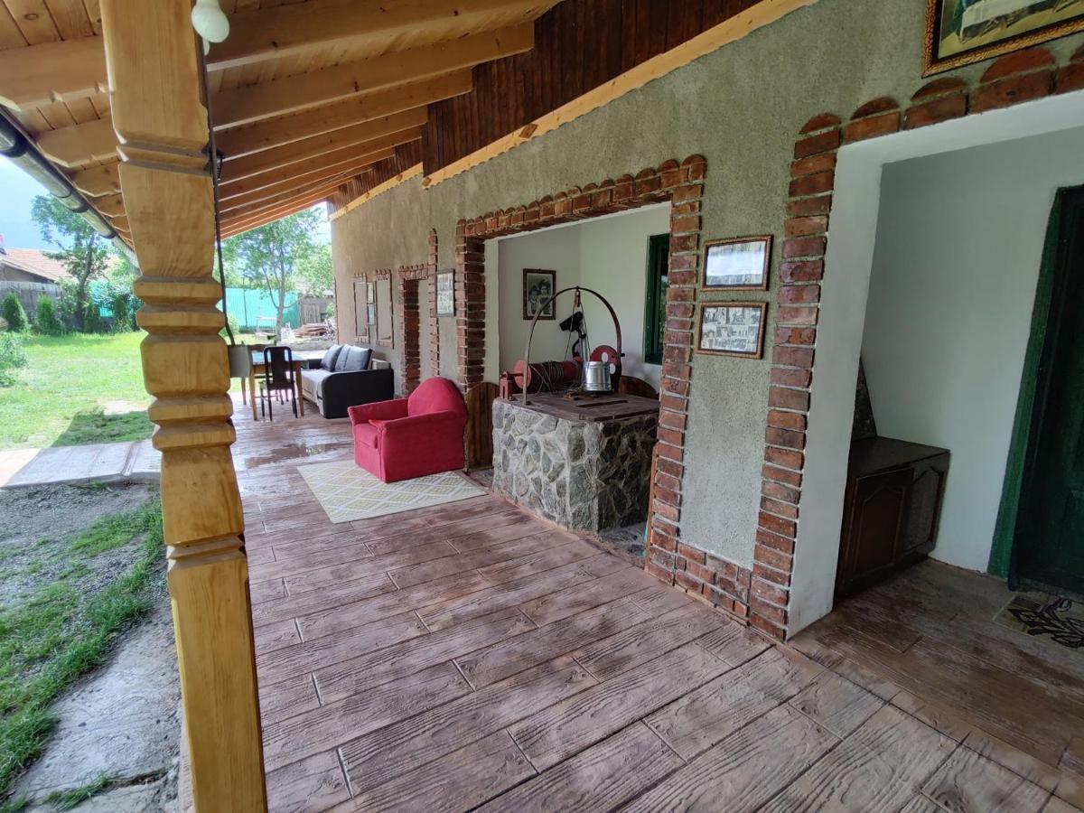 La Tataia Zahei Hotel Dragus Exterior photo